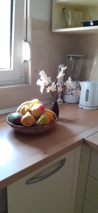 Apartman Mikola With Sea View Trogir Exterior foto